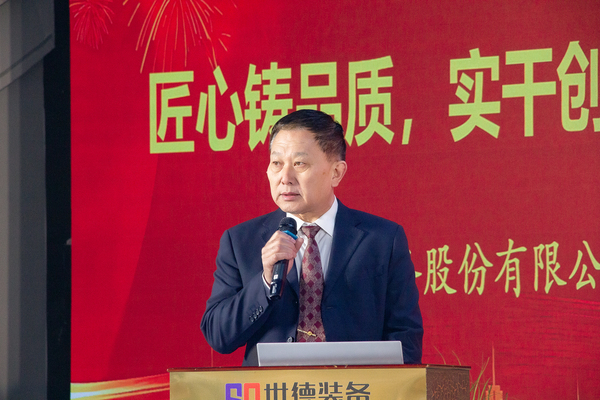 徐效正-1.jpg